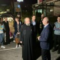 Vernici stigli u Novi Sad Grupa iz Novog Sada i Bačke Palanke se vratila iz manastira Banjska, dočekao ih gradonačelnik…