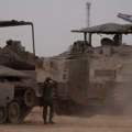Ne jenjavaju borbe u Rafi i centralnoj Gazi; IDF odbacuje optužbe o masovnim grobnicama