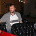 Janjuš slomljen! Objavio fotku koja tera suze na oči, porodica ne može još uvek da dođe sebi! (foto)