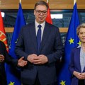 EUobserver: EU nemo čeka dok Vučić Srbiju gura u žestoku državnu represiju