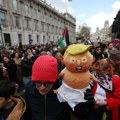 Haos u Londonu: Na protestima protiv krajnje desnice uhapšeno 25 osoba