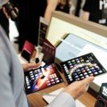 HONOR predstavlja HONOR Magic V6 u Srbiji: ultimativni AI preklopni flagship koji spaja ultra-tanak i izdržljiv dizajn sa…