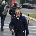 "Službenik je triput proveravao, nije mogao da veruje svojim očima" Poznati voditelj otkrio tajnu svoje ogromne penzije: "Kad…