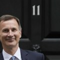 Britanski ministar finansija najavio smanjenje poreza, ali i socijalnih davanja