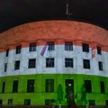 Palata Republike Srpske osvetljena bojama mađarske zastave zbog Orbanove posete