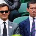 Federer u gospodskom stajlingu došao na Vimbldon: Da li će kasnije gledati Novaka Đokovića?