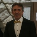Ovo je misteriozni sin žike jakšića Pobegao daleko od Srbije, veoma je uspešan u svom poslu, a evo kako izgleda!