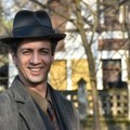 „Kao da sam ušao u vremensku kapsulu” (video) Glumac Peđa Marjanović zaigrao u novoj seriji „Kazna za greh” snimljenoj po…