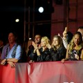 (Foto) Sve zvanice kao iz Holivuda: Glamurozna izdanja poznatih na 30. rođendanu Blica, poznati prošetali crvenim tepihom