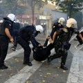 Tirana: 16 uhapšenih, pet policajaca suspendovano posle nasilnih protesta