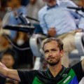 Ruski teniser Danil Medvedev pobedio Aleksandra Zvereva i izborio finale Pekinga