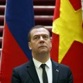 Medvedev: Evropa je postala pravi neprijatelj Rusije