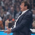 Ataman oštro po FIBA sudijama: "Kao američki fudbal"