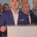 Milan Tanović (POKS): Legalisti napadaju studente, a Vučić neobaveznim referendumom skreće pažnju sa protesta