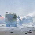Isplivao uznemirujući video Putnici beže iz aviona u poslednjoj sekundi nakon udara projektila (video)