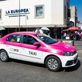 Da li ste na putovanju primetili roze taksi? Može da vas sačeka na aerodromu, a malo ko zna šta znači