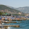 Turisti kažjeni sa: 10.000 evra zbog onoga što su radili naočigled drugih Odmah pozvali policiju, sada im preti trostruko veća…