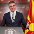 Vlada razmatra uvođenje dodatnog poreza za samce: Demografski alarm upaljen u Makedoniji, oglasio se Mickoski: "Ovo je tišina…