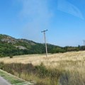 Požar nadomak Bora. Dim prekrio grad