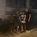 Sukobi ispred prostorija SNS-a u Stražilovskoj: Na demonstrante bačeni topovski udari i vatromet (FOTO, VIDEO)