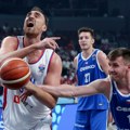 Ovo je košarka, nećemo ragbi! Drastična promena, grublja igra, tek svaki treći kontakt – faul... Šta ovo gledamo na…