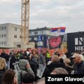 Ukidanje Televizije Informer traži se na protestu u Beogradu