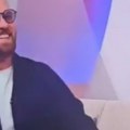 Voditeljki ovo izletelo iz usta usred emisije! Gost u šoku, evo kako je odreagovao, snimak ne prestaje da se širi (video)