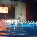 Niške „vodene balerine“ plesale uz filmsku muziku