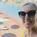 "Došla sam u Crnu Goru i kad su mi rekli koliko koštaju suncobran i ležaljka, bilo mi je jasno zašto nema nikoga. Ovakve cene…