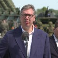 Vučić: Očekujem da vlada danas donese odluku o uvođenju vojnog roka