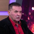 Mitar Mirić progovorio o pucnjavi na nastupu: Lik vitlao pištoljem i pucao, a on panično bežao sa ženom iz hale