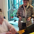 Gradska biblioteka obeležila dan starijih osoba Seniori bibliotekari