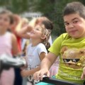 Bogdan ima 12 godina i Dišenovu mišićnu distrofju: Cena leka za mesec dana je 40.000 evra (VIDEO)