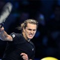 Zverev pobedio Šeltona u prvom kolu ATP finala u Torinu