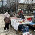 Grad izdao 45 rešenja za zauzeće javne površine za prodaju cveća i rukotvorina povodom 8. marta
