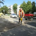 Mz 21. oktobar: Popravlja se asfalt