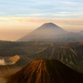 (Foto) Upozorenje meteorološkinje posle erupcije Etne: Oblak vulkanskog pepela i sumpora krenuo na istok Srbija u "crvenom"!