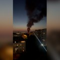 Crni dim prekrio nebo iznad Mirijeva: Još jedan požar u Beogradu, vatra vidljiva sa velike daljine (foto)