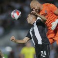 POLUVREME - Crveni karton poremetio Partizan, Škoti vode u Humskoj
