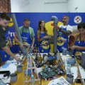 „PRUŽAM TI ŠAPU“ – LIDL DONIRAO TONU HRANE NAPUŠTENIM ŽIVOTINJAMA