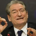 Albanski opozicionari blokirali govornicu pre konstitutivne sednice parlamenta