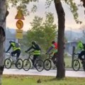 Studenti iz Niša biciklima krenuli na komemorativni skup u Novom Sadu