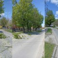 Neočekivana prepreka: Vozači zaobilaze granje na kolovozu