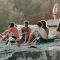Srbija je u martu upozoravala građane da ne idu u Hrvatsku, a evo koliko Srba točno radi i letuje na Jadranu