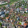"Nož, kolac, Jasenovac": Jezivi grafiti sa porukama mržnje prema Srbima osvanuli na osnovnoj školi u Brčkom