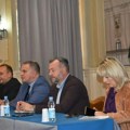 Ministar prosvete u Subotici razgovarao sa direktorima škola: Najavio veće plate i nova zapošljavanja