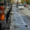 Voda preplavila ulicu kod raskrsnice Kralja Aleksandra I Karađorđevića i Crvenog Barjaka