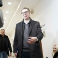 Vučić stigao u štab SNS, obratiće se Ana Brnabić