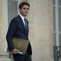 Francuskog premijera spasla ultradesna opozicija: U parlamentu odbačen predlog za izglasavanje nepoverenja Gabrijelu Atalu