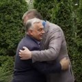 Šta stoji iza sastanka Vučića i Orbana mimo protokola: "Peglaju brojne zajedničke probleme"